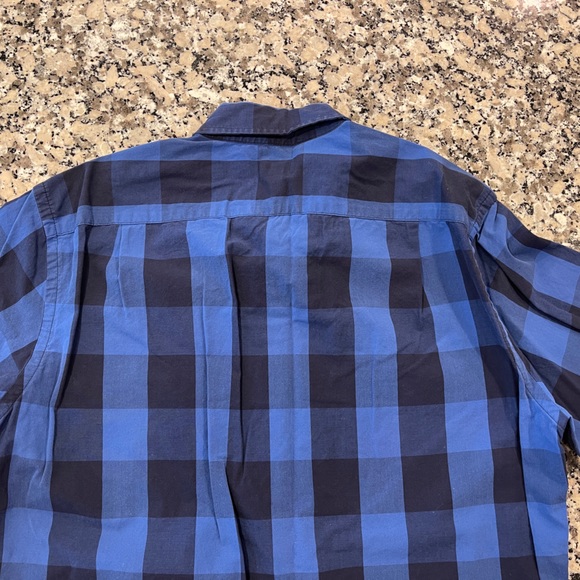 J. CREW Men’s Plaid Button Down Shirt - Size Medium - Good Condition! - Picture 6 of 7
